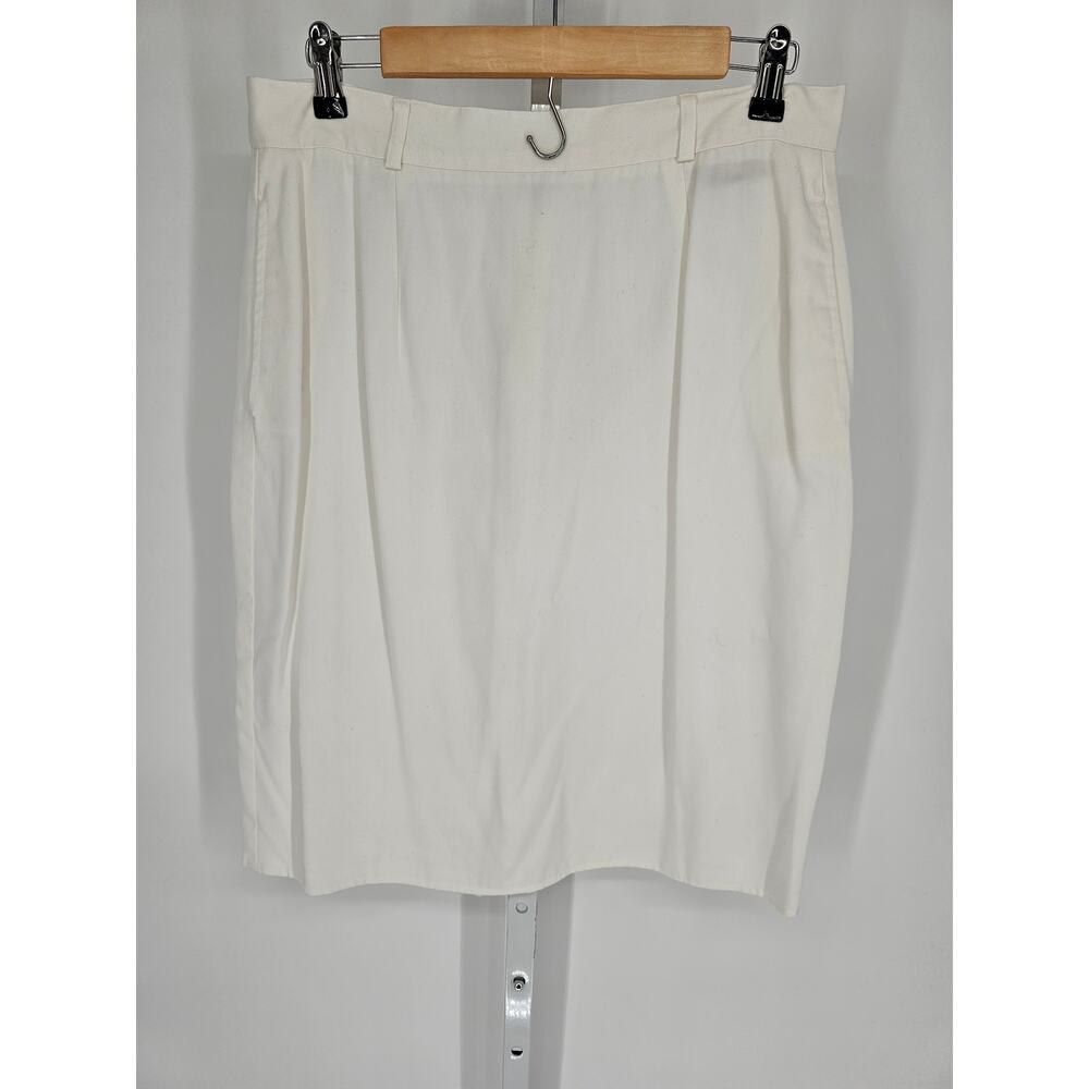 Penbrooke Lane Women's Knee Length White Button Closer Zipper Skirt Size 12